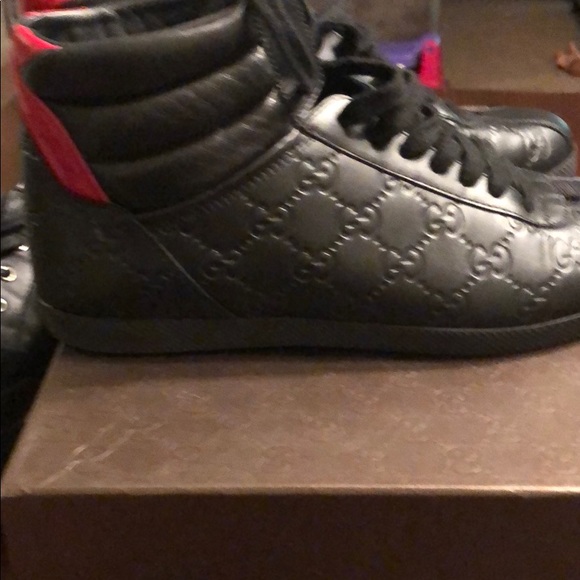 Men’s Gucci sneakers size 6 Gucci fits men’s 8 - Picture 2 of 4